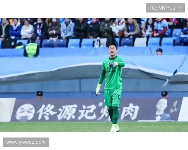 辽宁惨败广州 4人表现及格 8人低迷 辽宁惨败广州 4人表现及格 8人低迷